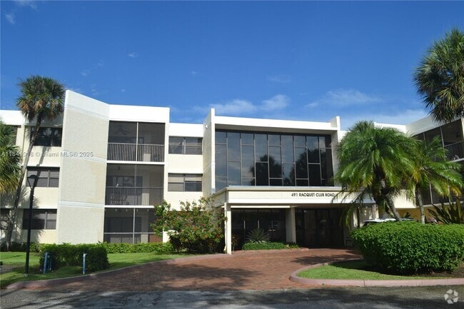 Building Photo - 491 Racquet Club Rd Unit 302 Rental