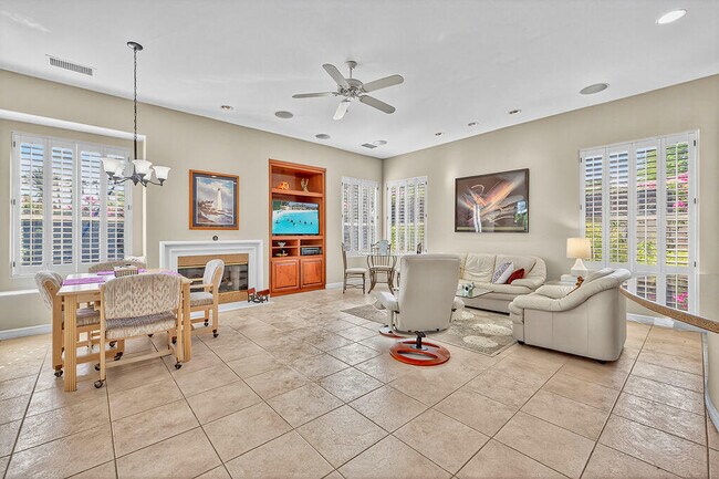 4 Milano Cir