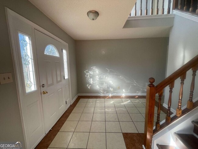 Photo - 6387 Seths Way