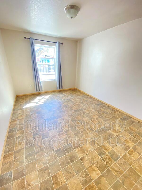 1063 NE B St