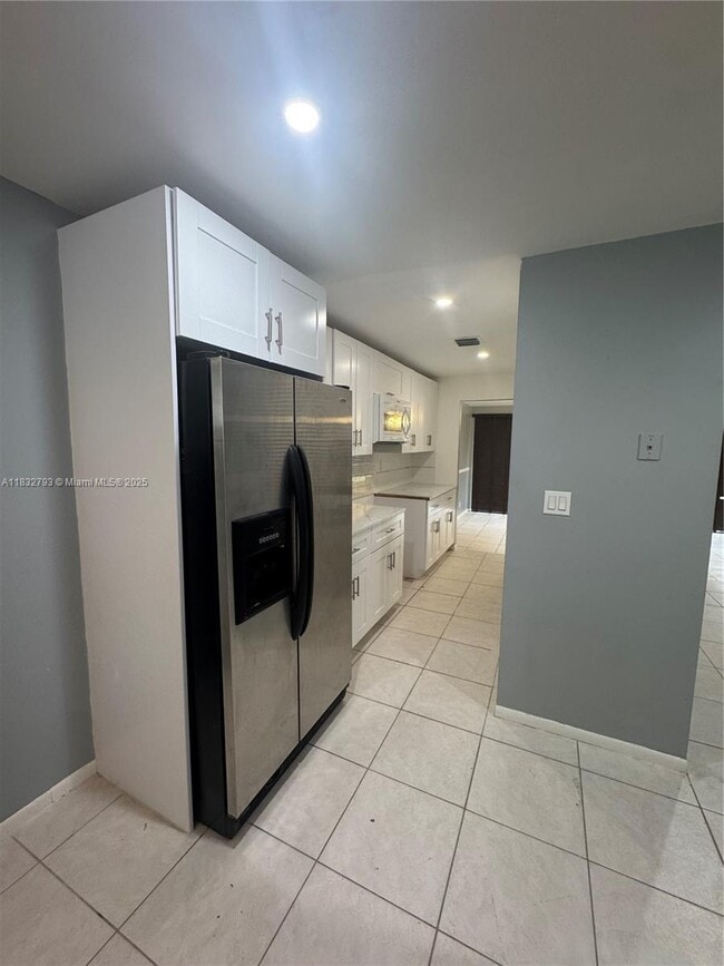 Building Photo - 834 NW 81st Way Rental