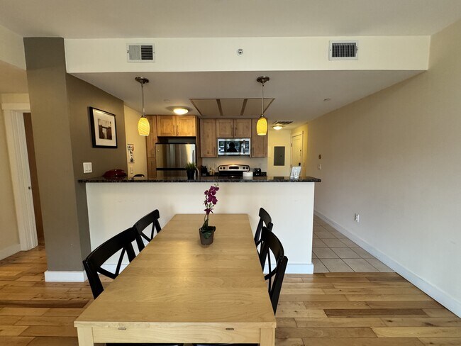 Photo - 277 Broadway