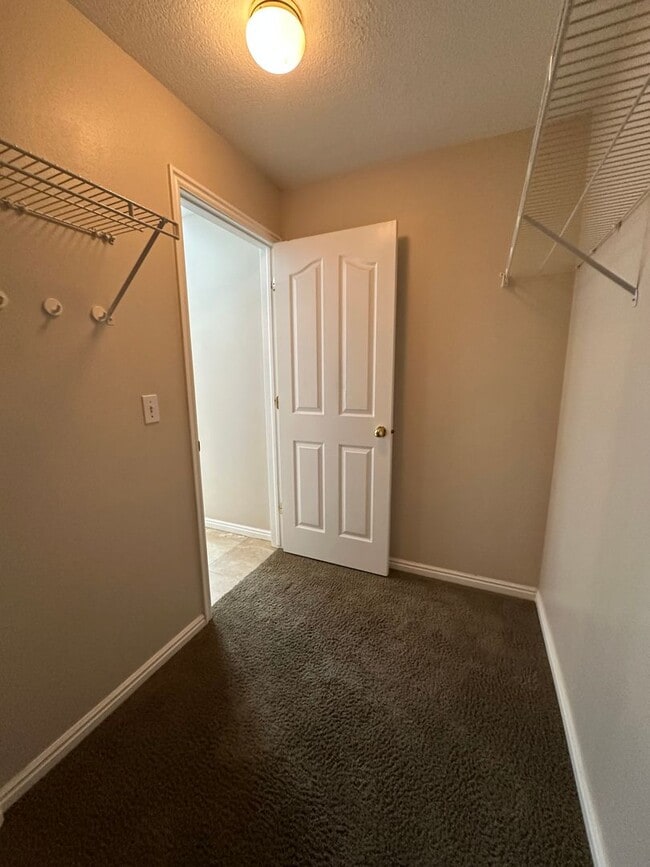 Photo - 1371 S 1150 W