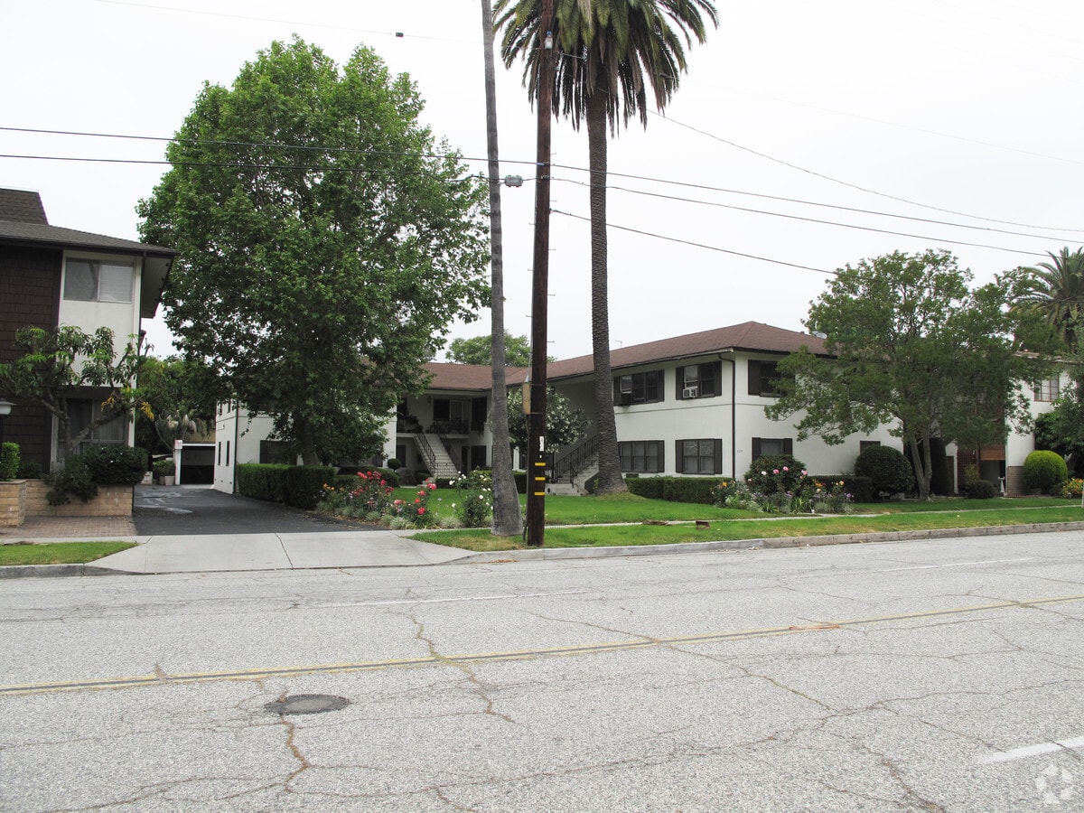 Photo - 322 Pasadena Ave