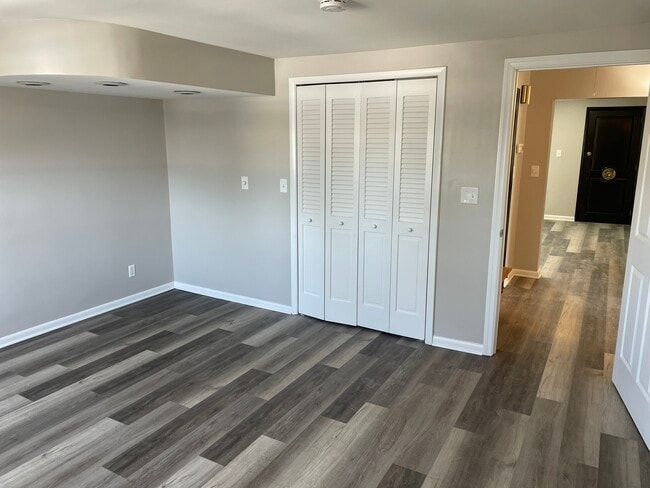 Photo - 24 Don Bosco Ave Unit #2