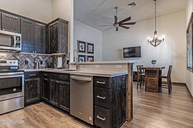 Photo - 3350 W Sugar Pine Way