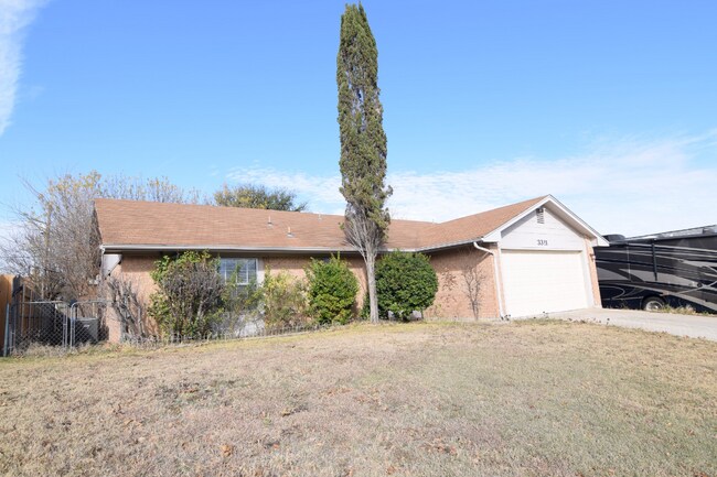 Photo - 3311 Johnson Dr