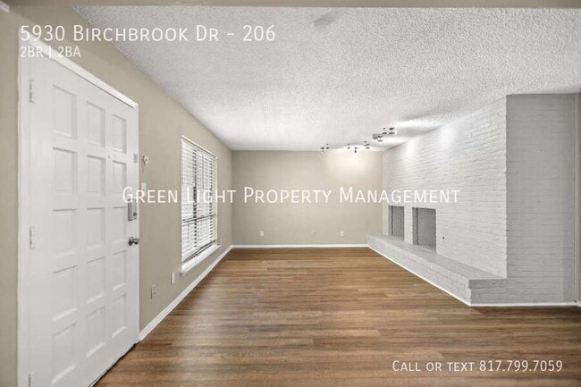 Photo - 5930 Birchbrook Dr Unidad 206