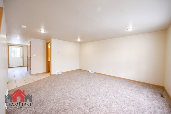 Photo - 2137 S Broadway