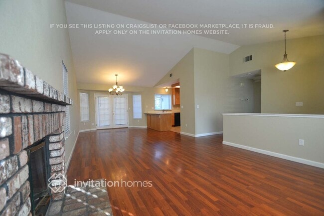 Photo - 303 Hampshire Ct