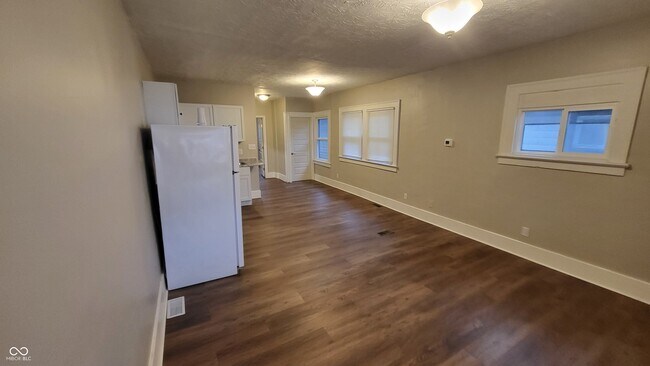 Photo - 3609 E Vermont St