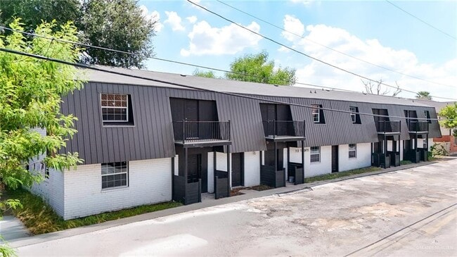 Building Photo - 712 Toronto Ave Unit 5 Rental