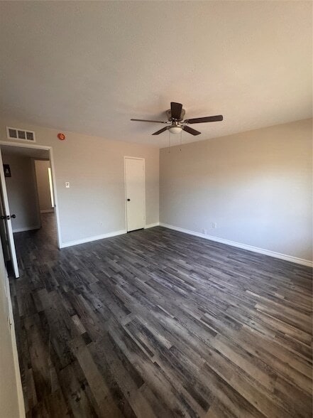 Photo - 5528 Gibson Dr