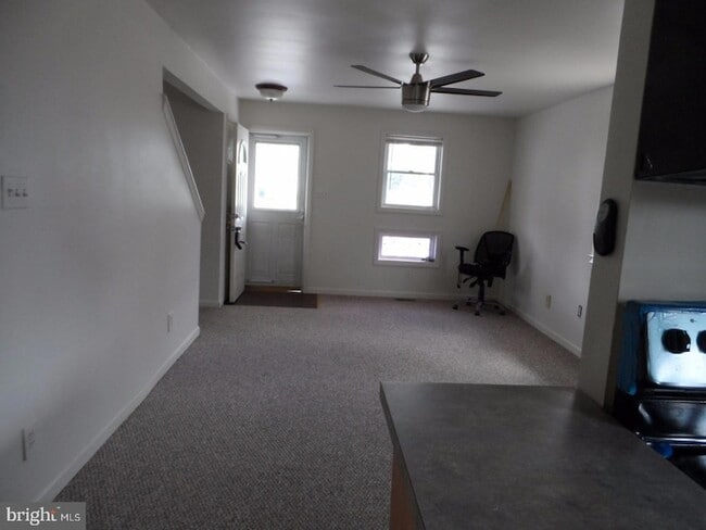 Photo - 180 N Main St