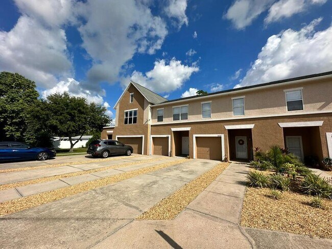 Photo - 4330 Tyler Cir N