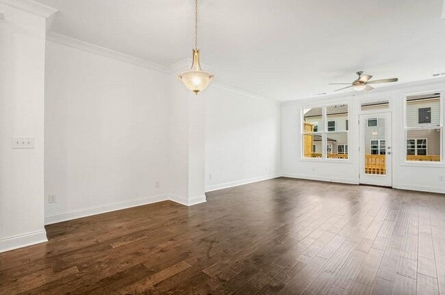 Photo - 4590 Sims Pk Overlook