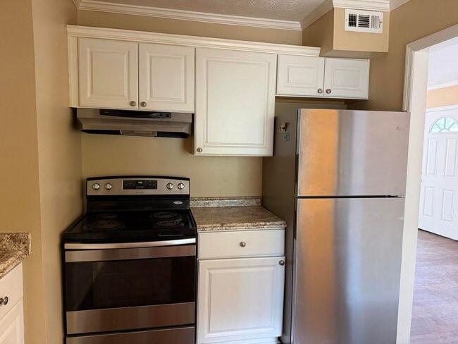 Photo - 118 Taylor St