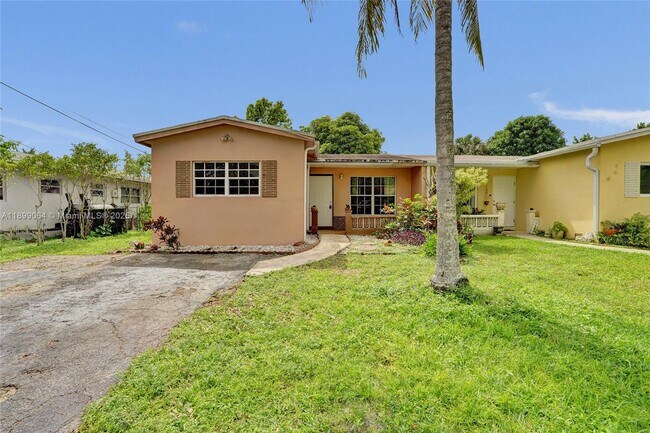 Photo - 6860 SW 18th Ct