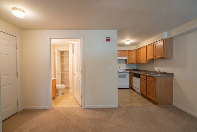 Photo - 181 Lower Main St Unit 103