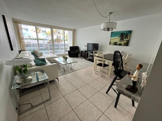 Photo - 3505 S Ocean Dr Unit 208