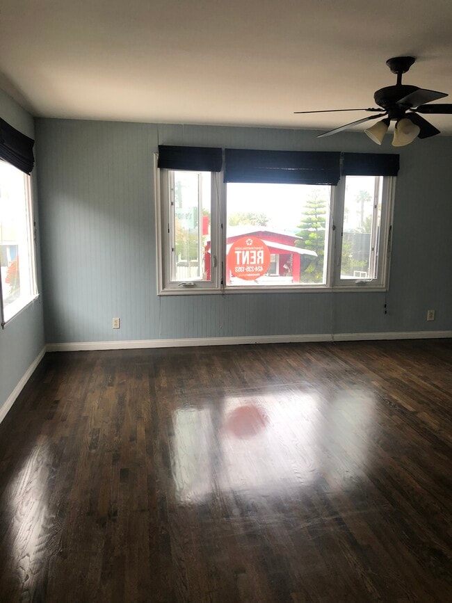 Photo - 1142 Manhattan Ave Unidad 1