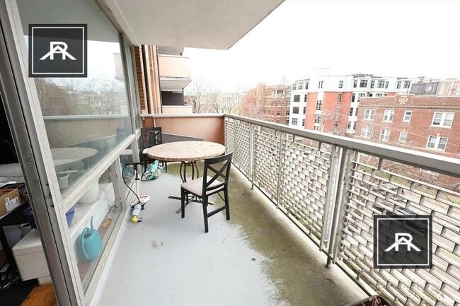 Photo - 1 bedroom in Brookline MA 02446 Unit 506 -6/1