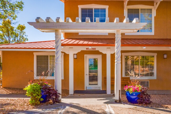 Santa Fe Suites