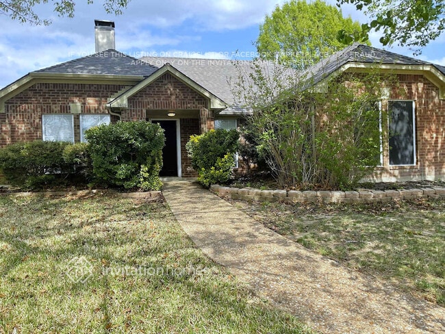 Building Photo - 1405 Country Ln