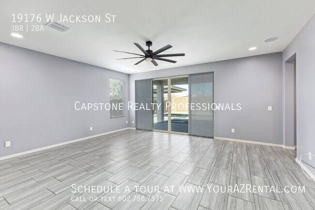 Photo - 19176 W Jackson St