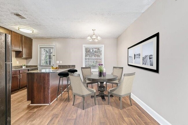 Photo - Kasteel At Stone Mountain