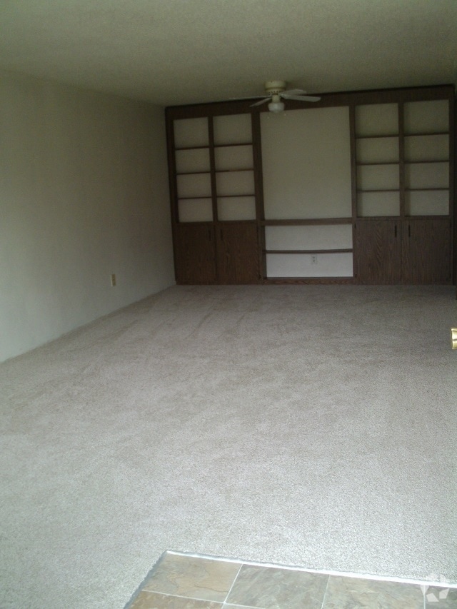 Living Room - Amhurst Apartments