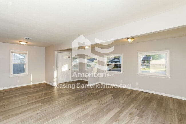 Photo - 34048 Rhonswood St