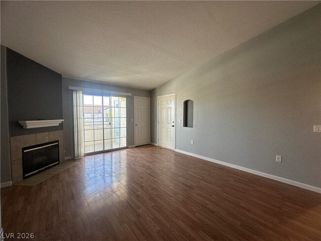 Photo - 3318 N Decatur Blvd Unidad 2110