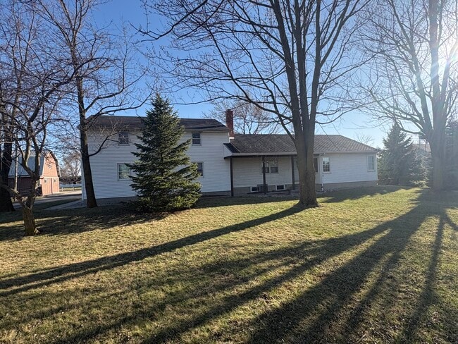 Photo - 14206 Grabill Rd