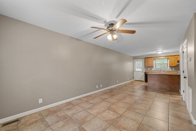 Photo - Pet Friendly Two Bedroom!