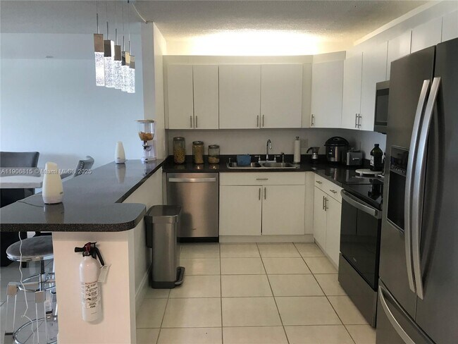 Photo - 14830 Naranja Lakes Blvd Unidad A2L