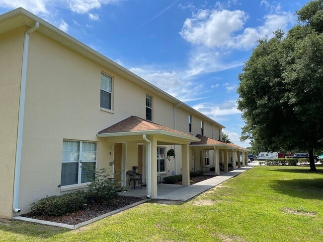 Photo - 2 Bedroom/2 1/2 Bathroom End Unit Apartment