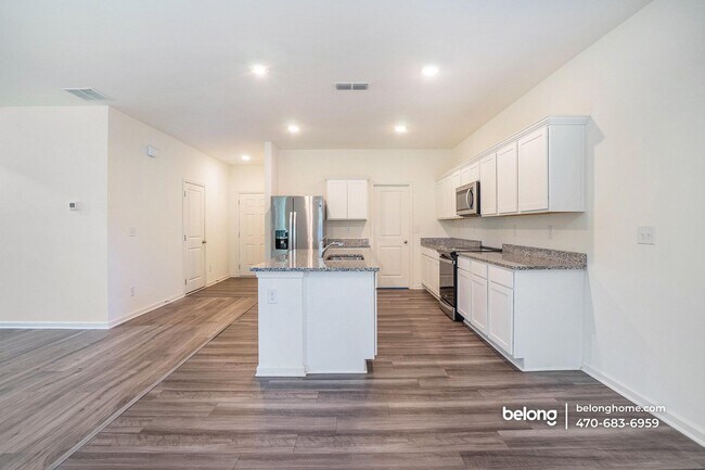 Photo - 1026 Feldman Chase