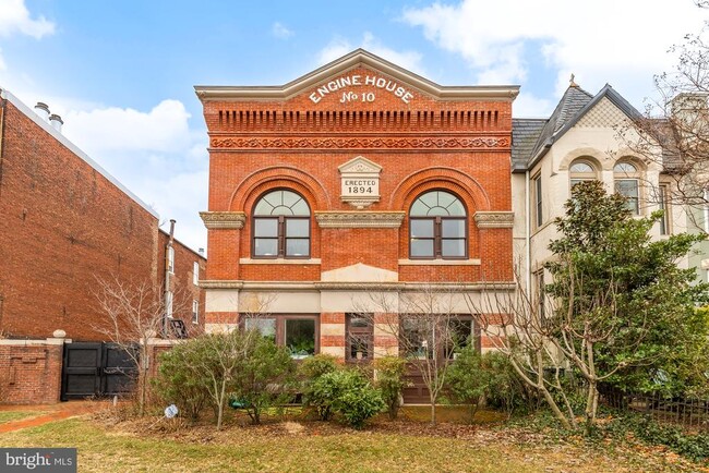 Photo - 1341 Maryland Ave NE Townhome