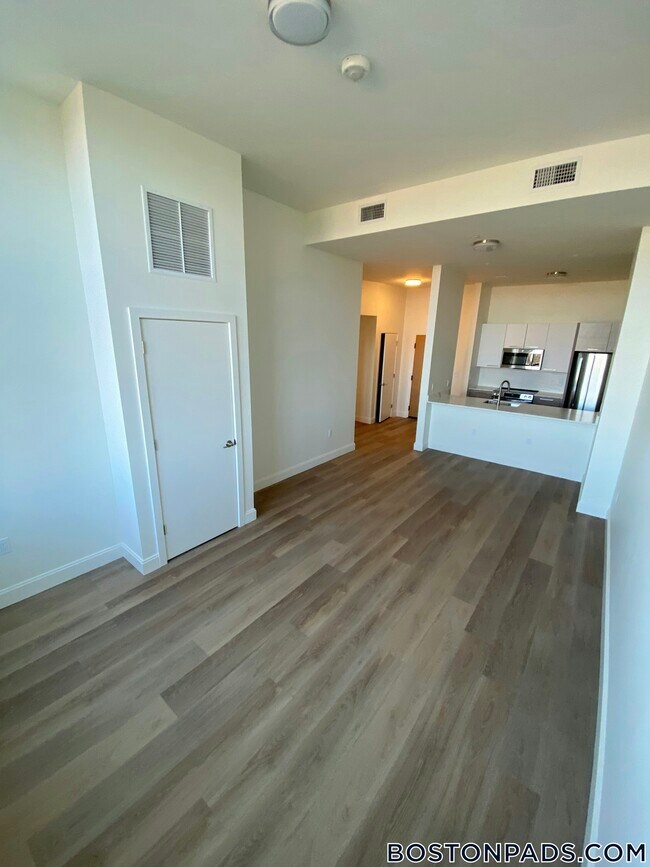 Photo - 1079 Commonwealth Ave Unit 305