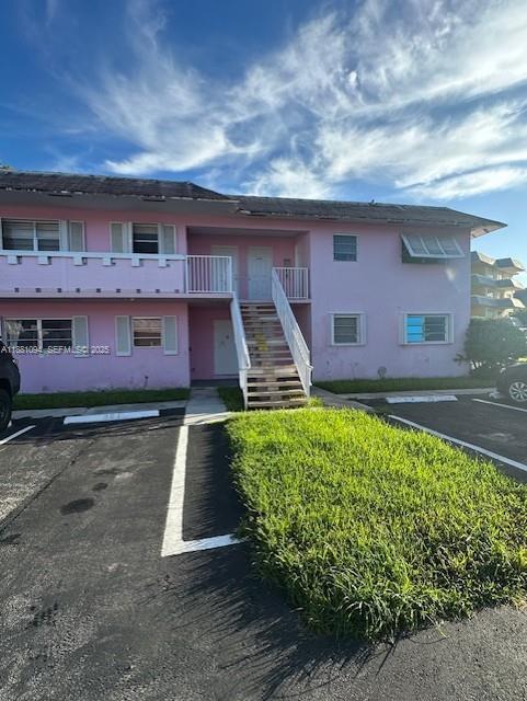 Building Photo - 7500 SW 82nd St Unit G110