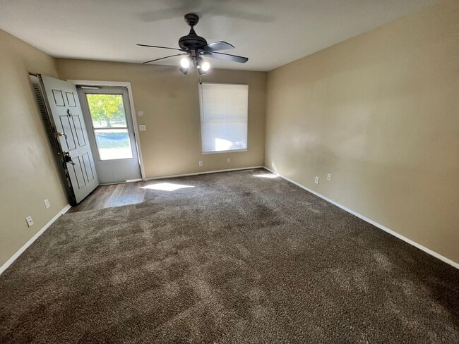 Photo - Hillview--Bullitt County