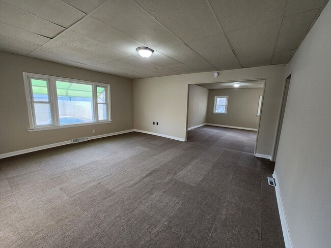 Photo - Newly updated 3 Bedroom 2 Bathroom Home-Located in Perry,IA