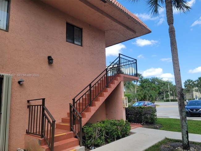 Photo - 213 Lakeview Dr Unit 201