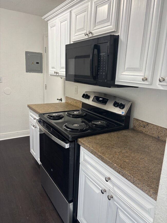 7232 94th SW Pl Unit E-06