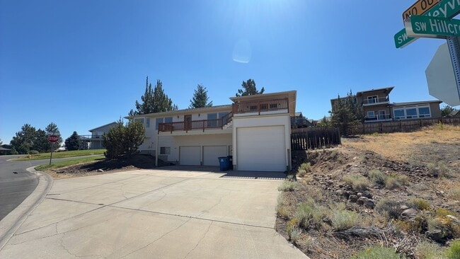 Photo - 3405 SW Hillcrest Dr