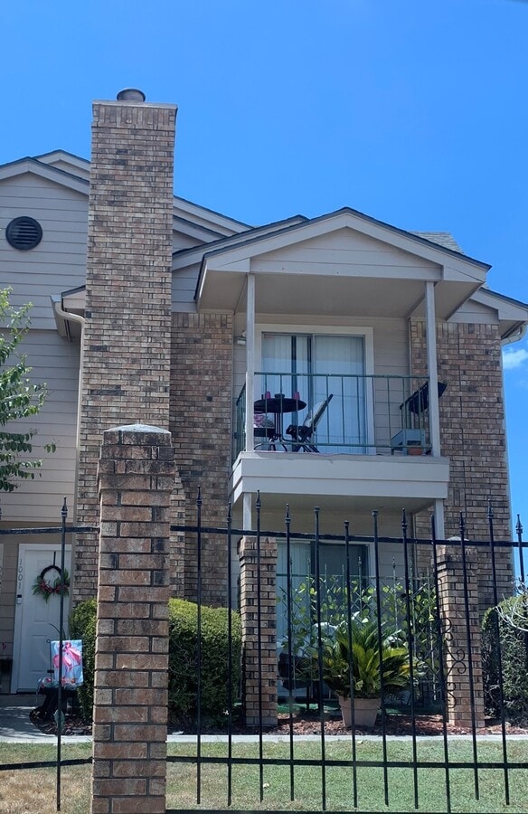 Photo - 3770 Lovers Wood Ln Unit 1001