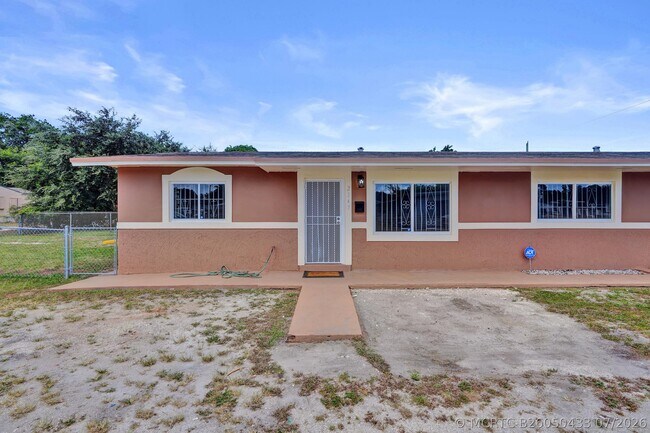 Building Photo - 2147 NW 100th St