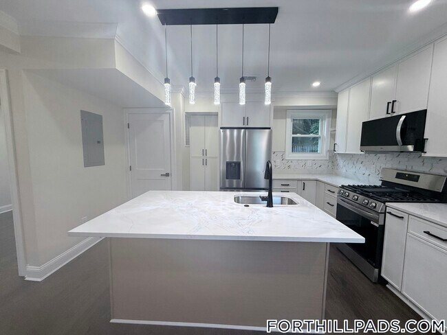 21 Marcella St Unit 2