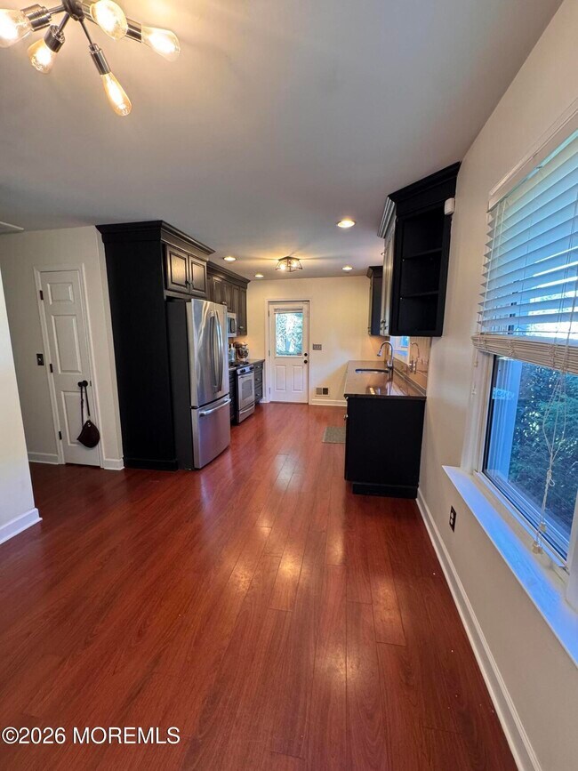 30 Pear St